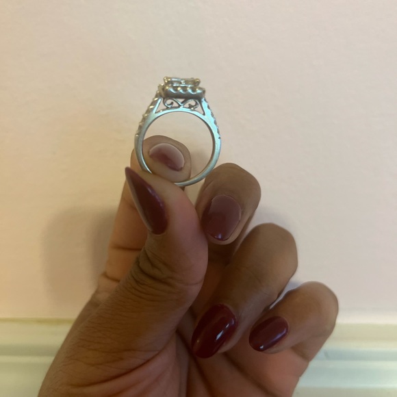 1.5 ct diamond engagement ring